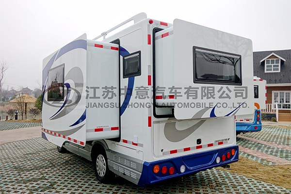 中意SZY5045XLJN5双拓展依维柯C型房车